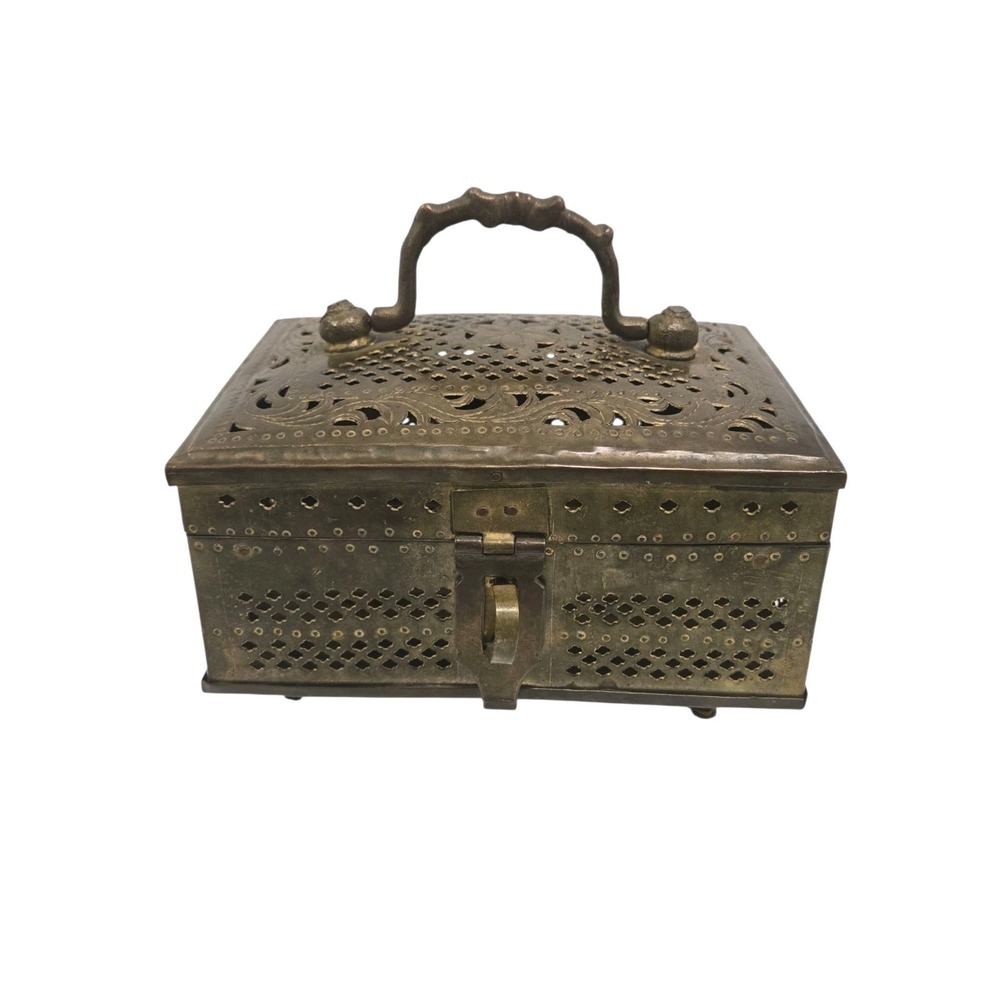 Vintage Brass Engraved Handcrafted Big Jali Cut Work Jewellery/Betel Nut Box
